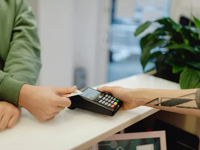 Terminal płatniczy w gabinecie weterynaryjnym