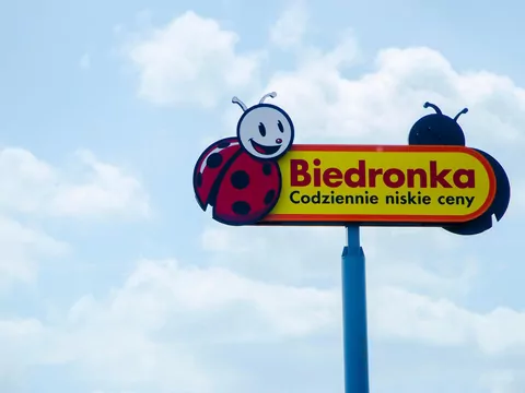 Promocja na ziarnistą kawę Jacobs w Biedronce